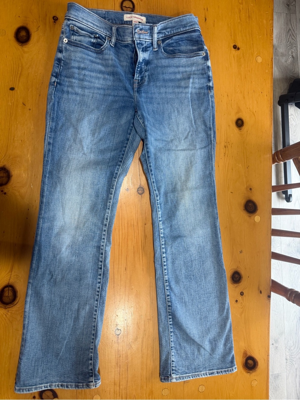 Lucky Brand Women's Straight Leg Jeans in Light Blue